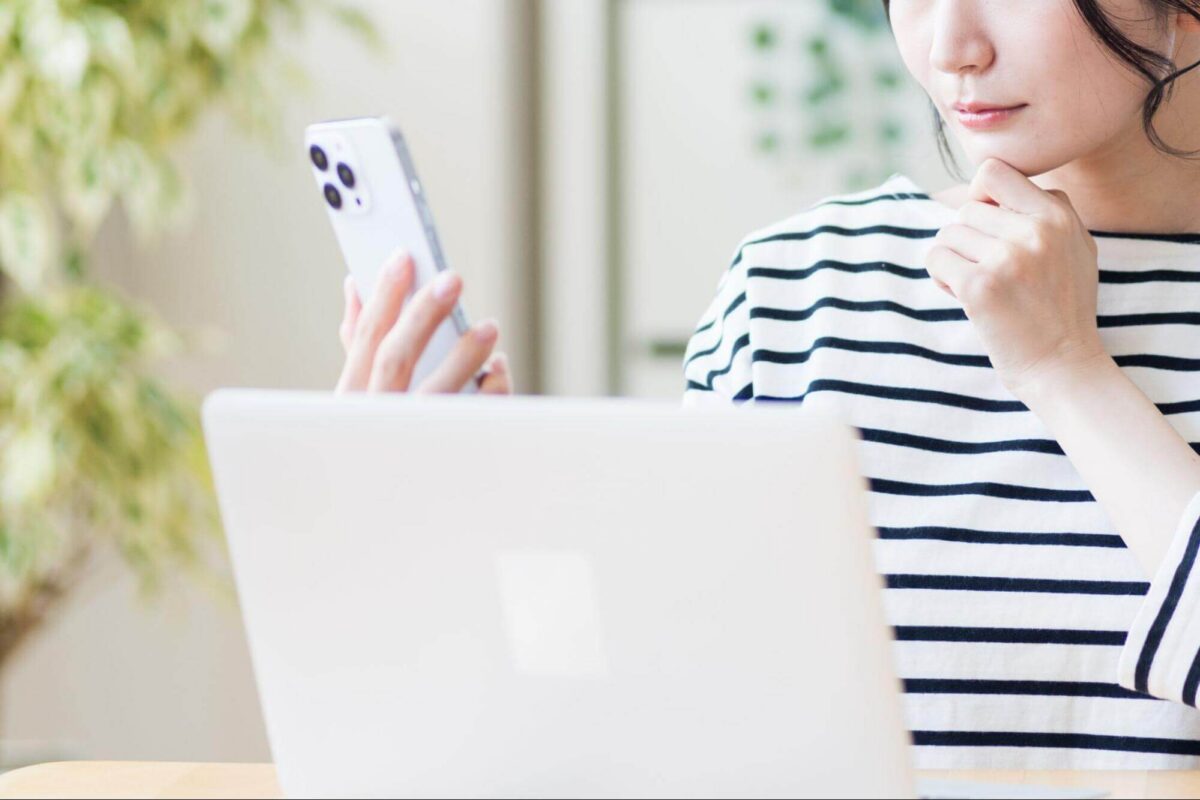 携帯料金の平均はいくら？安くする方法や節約時の注意点