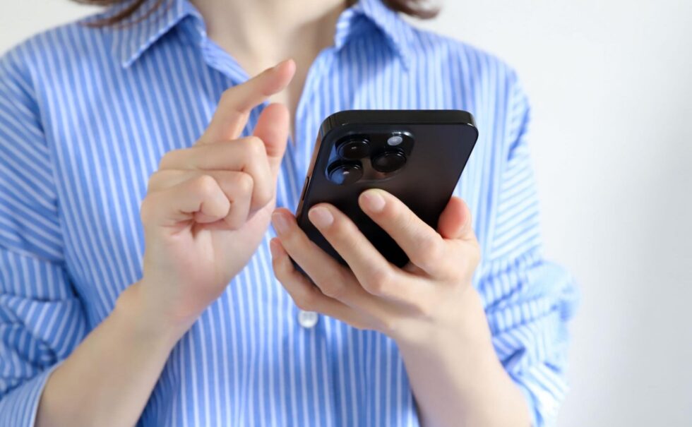 モバイルデータ通信の料金の仕組みは？海外利用時の注意点やギガ節約のコツ