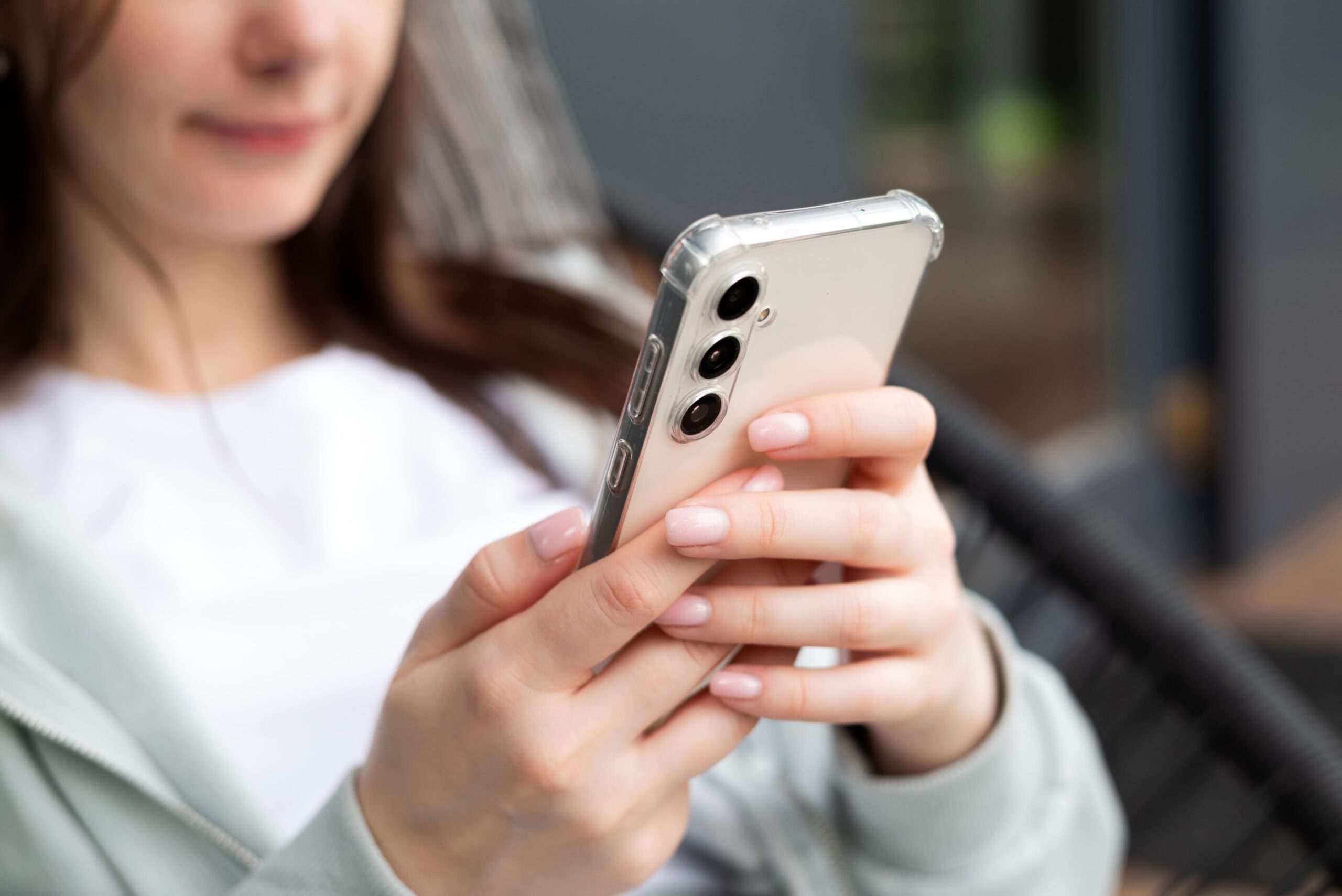 Androidのデータ使用量を確認するには？簡単に節約する方法も解説